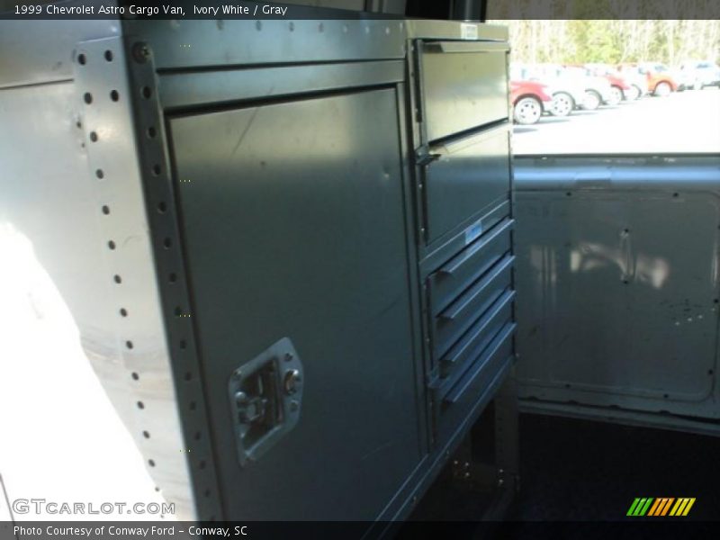 Ivory White / Gray 1999 Chevrolet Astro Cargo Van