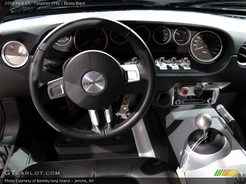 Dashboard of 2006 GT 
