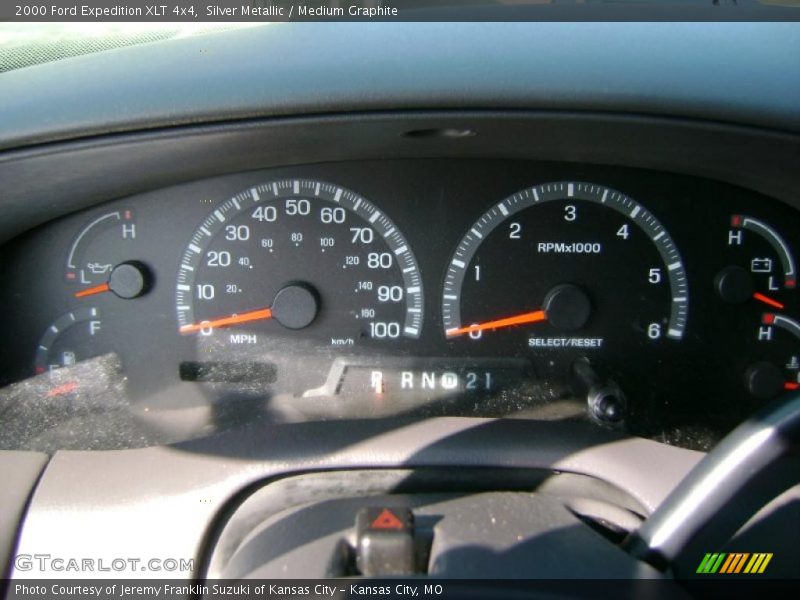 Silver Metallic / Medium Graphite 2000 Ford Expedition XLT 4x4