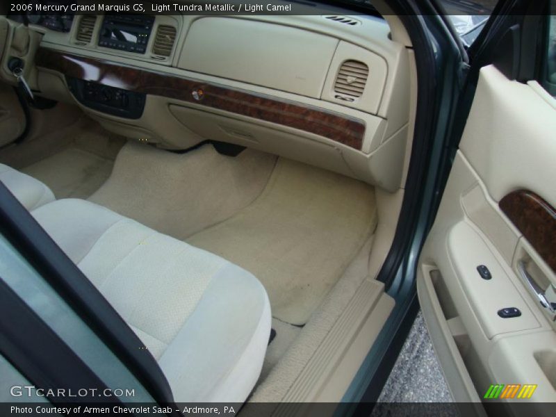 Light Tundra Metallic / Light Camel 2006 Mercury Grand Marquis GS