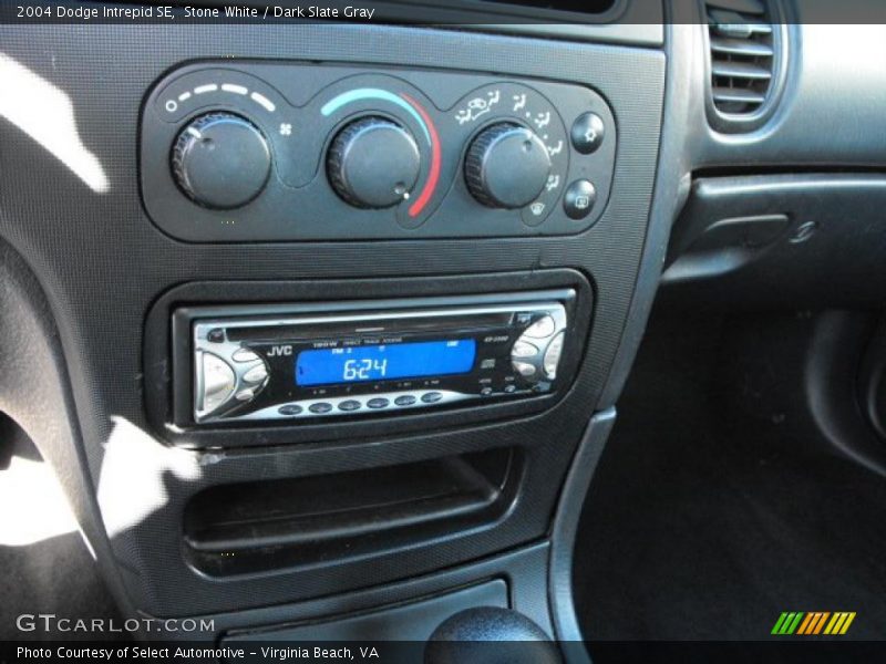 Stone White / Dark Slate Gray 2004 Dodge Intrepid SE