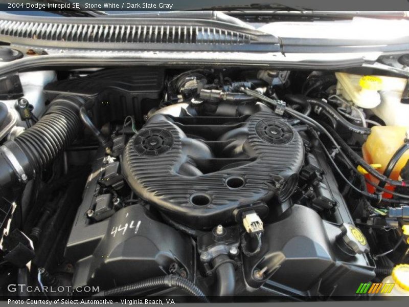 Stone White / Dark Slate Gray 2004 Dodge Intrepid SE