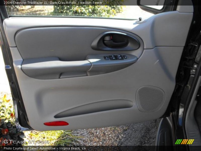 Dark Gray Metallic / Medium Pewter 2004 Chevrolet TrailBlazer LS