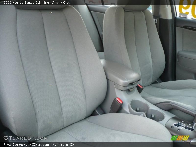 Bright Silver / Gray 2009 Hyundai Sonata GLS