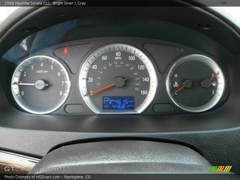 Bright Silver / Gray 2009 Hyundai Sonata GLS