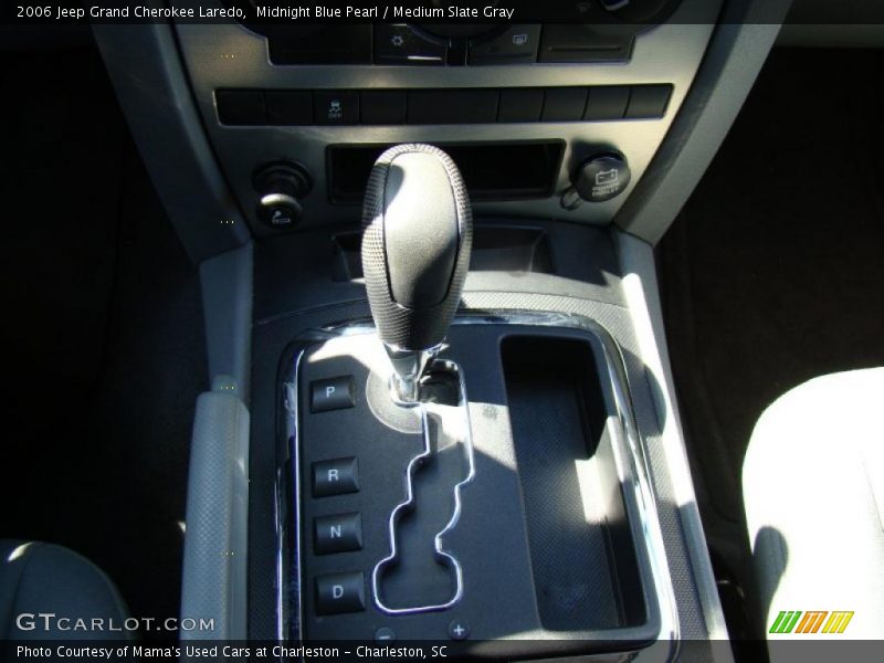 Midnight Blue Pearl / Medium Slate Gray 2006 Jeep Grand Cherokee Laredo