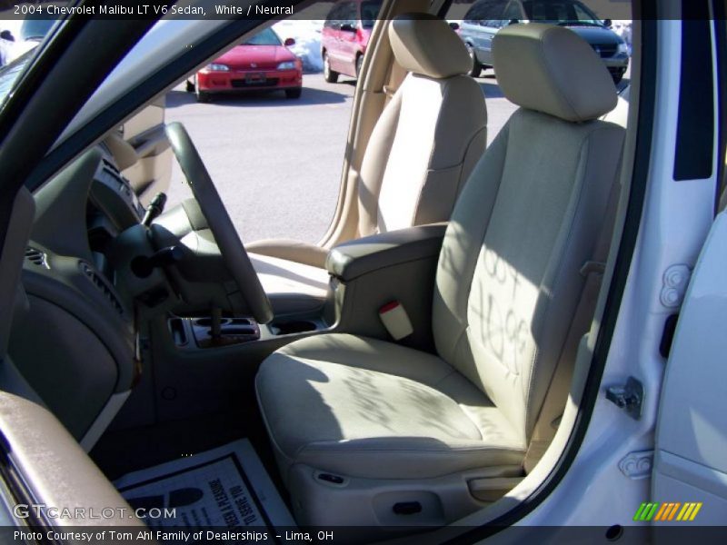 White / Neutral 2004 Chevrolet Malibu LT V6 Sedan