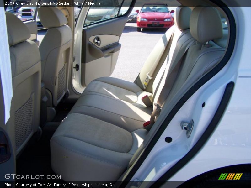 White / Neutral 2004 Chevrolet Malibu LT V6 Sedan