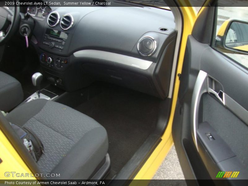 Summer Yellow / Charcoal 2009 Chevrolet Aveo LT Sedan