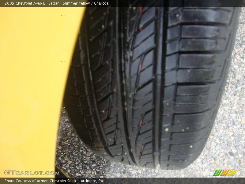 Summer Yellow / Charcoal 2009 Chevrolet Aveo LT Sedan
