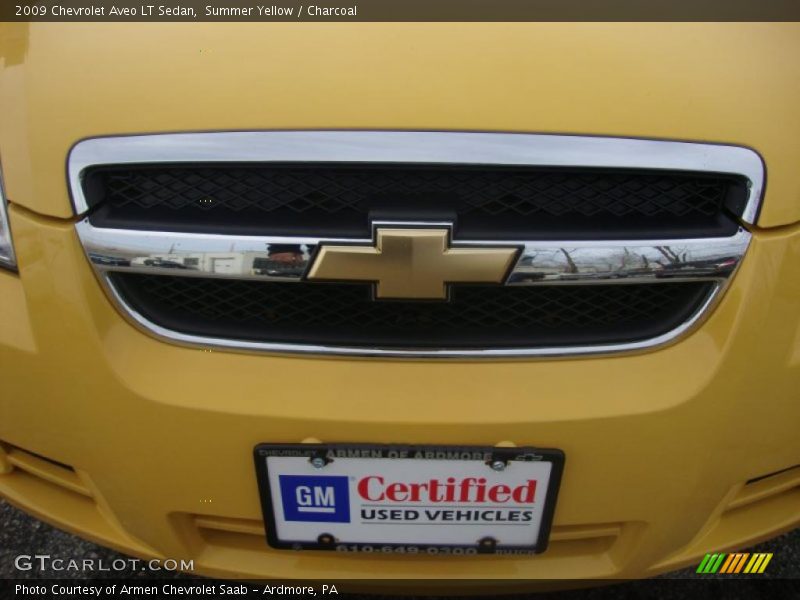 Summer Yellow / Charcoal 2009 Chevrolet Aveo LT Sedan