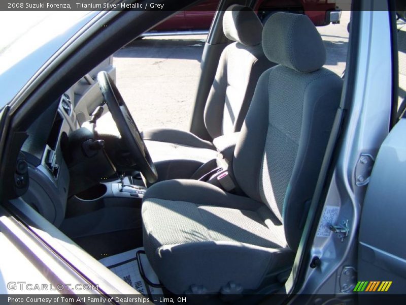 Titanium Silver Metallic / Grey 2008 Suzuki Forenza