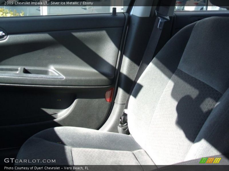 Silver Ice Metallic / Ebony 2009 Chevrolet Impala LT