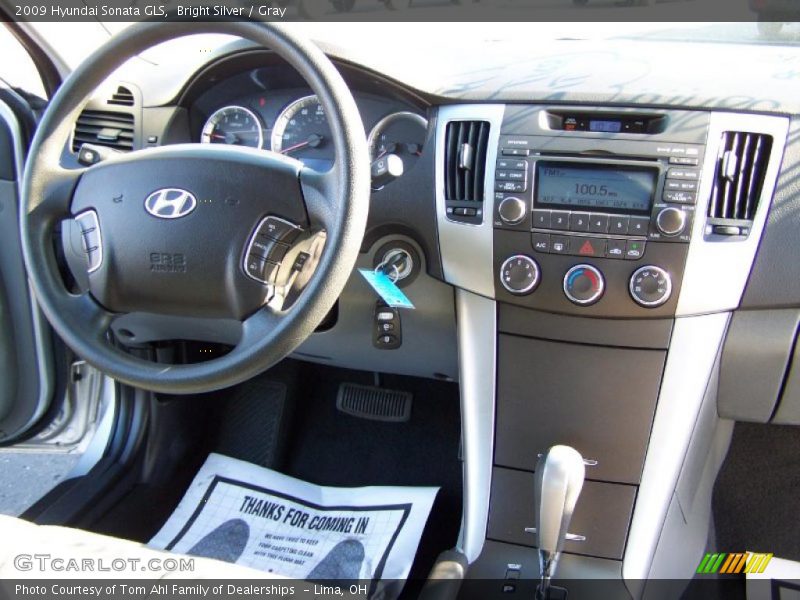 Bright Silver / Gray 2009 Hyundai Sonata GLS