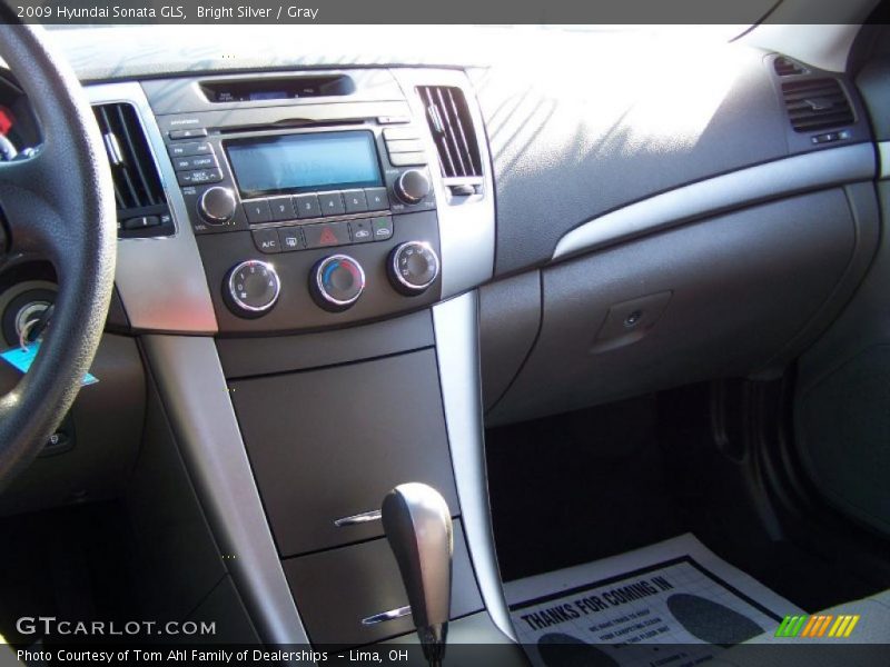 Bright Silver / Gray 2009 Hyundai Sonata GLS