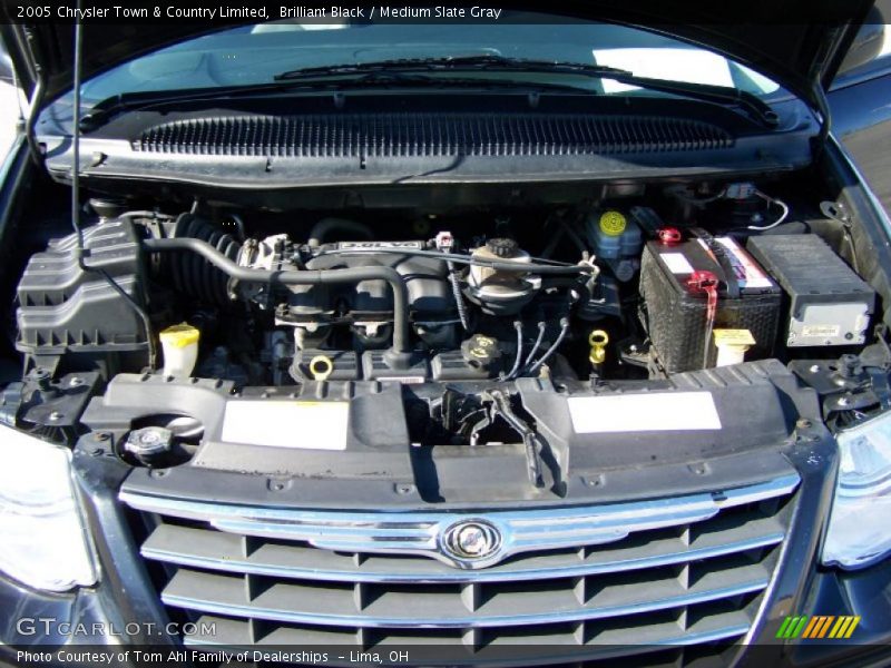 Brilliant Black / Medium Slate Gray 2005 Chrysler Town & Country Limited