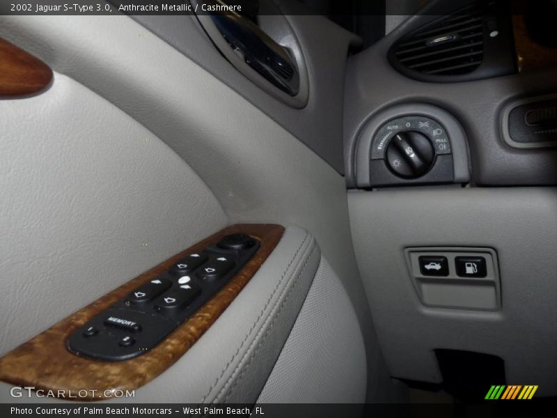 Anthracite Metallic / Cashmere 2002 Jaguar S-Type 3.0