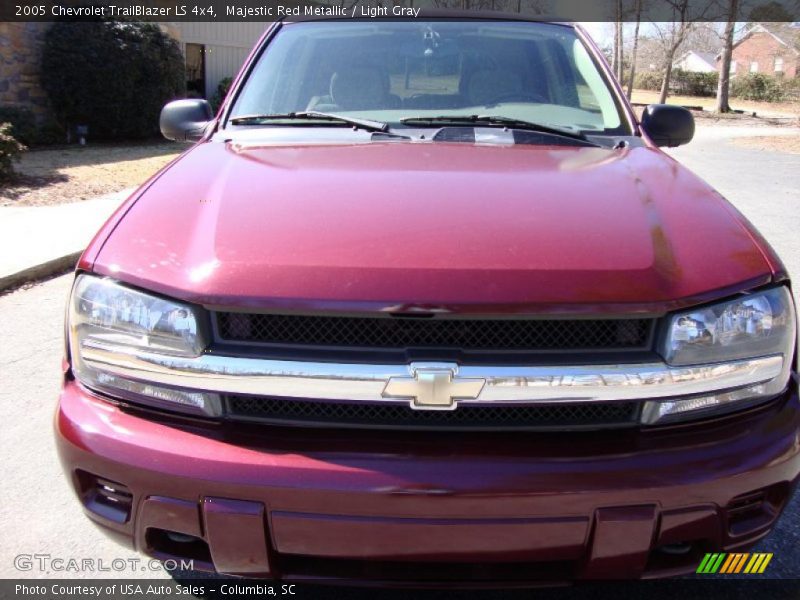 Majestic Red Metallic / Light Gray 2005 Chevrolet TrailBlazer LS 4x4