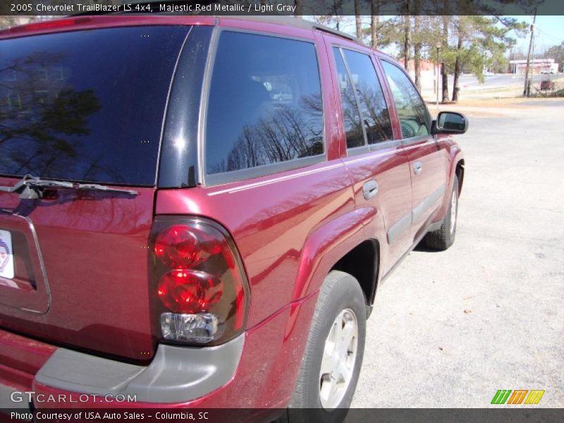 Majestic Red Metallic / Light Gray 2005 Chevrolet TrailBlazer LS 4x4