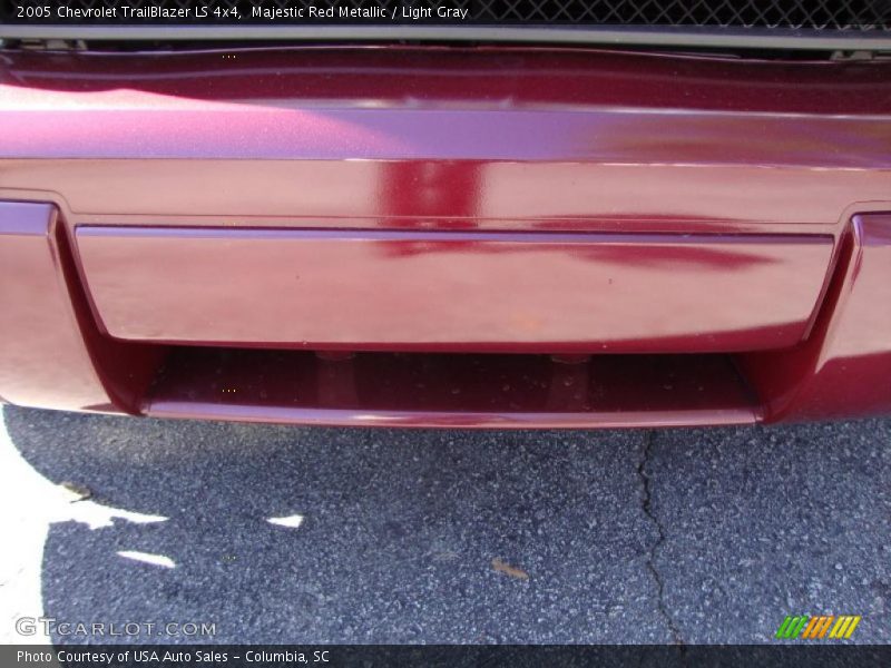 Majestic Red Metallic / Light Gray 2005 Chevrolet TrailBlazer LS 4x4