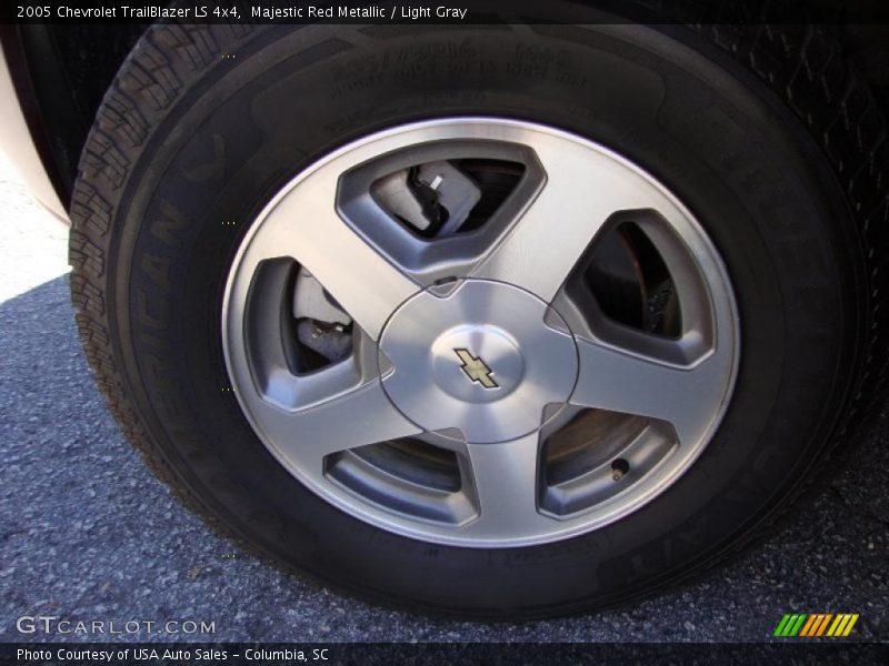 Majestic Red Metallic / Light Gray 2005 Chevrolet TrailBlazer LS 4x4