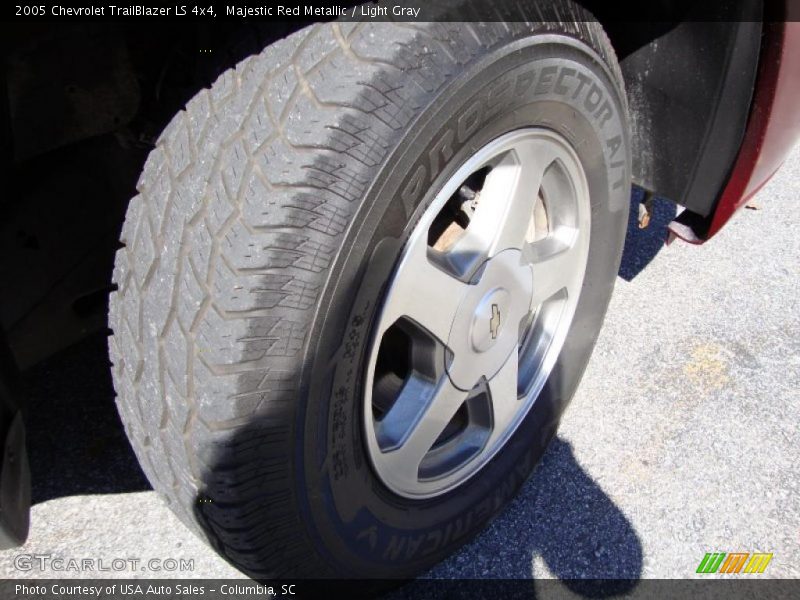Majestic Red Metallic / Light Gray 2005 Chevrolet TrailBlazer LS 4x4