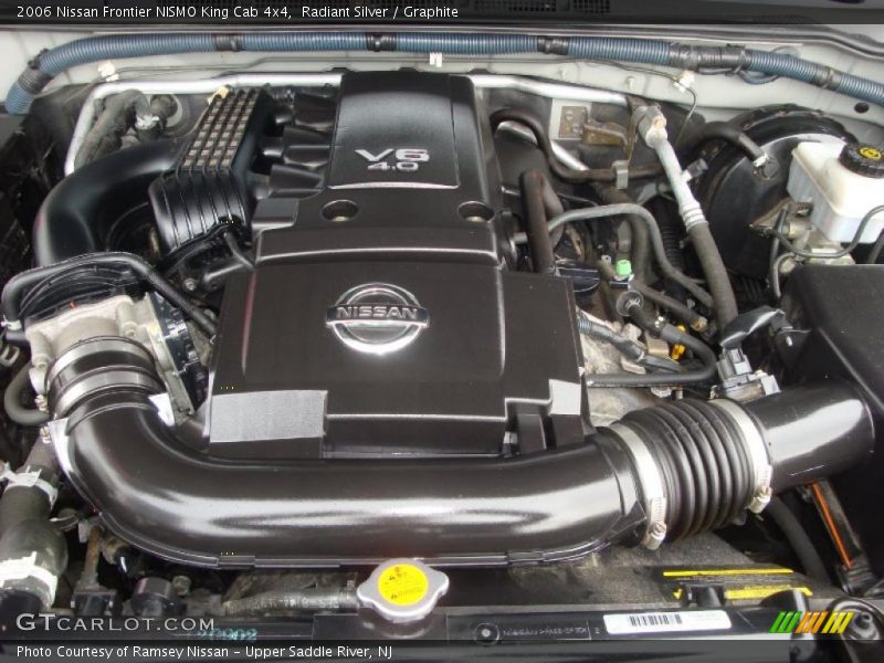 Radiant Silver / Graphite 2006 Nissan Frontier NISMO King Cab 4x4