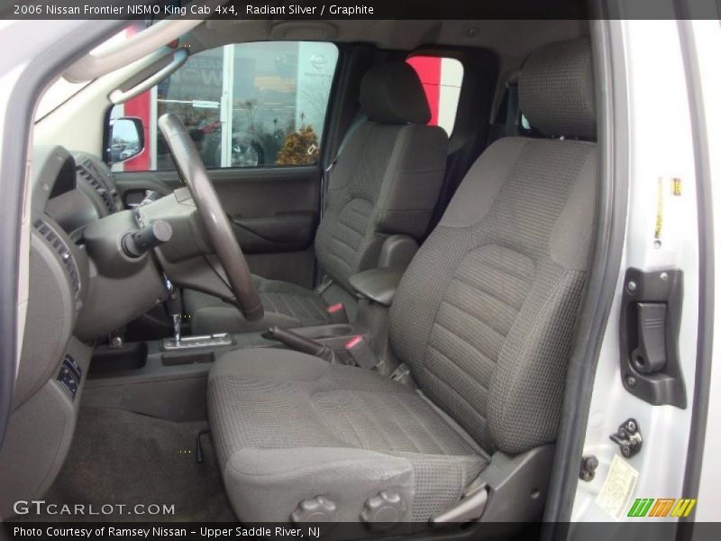 Radiant Silver / Graphite 2006 Nissan Frontier NISMO King Cab 4x4