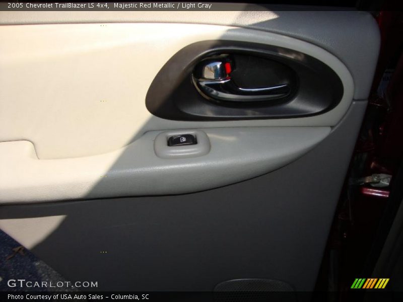 Majestic Red Metallic / Light Gray 2005 Chevrolet TrailBlazer LS 4x4