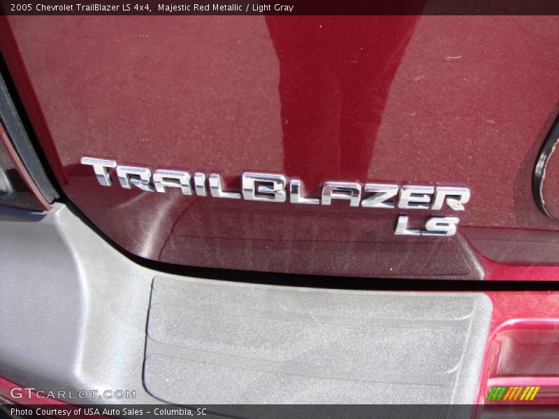 Majestic Red Metallic / Light Gray 2005 Chevrolet TrailBlazer LS 4x4
