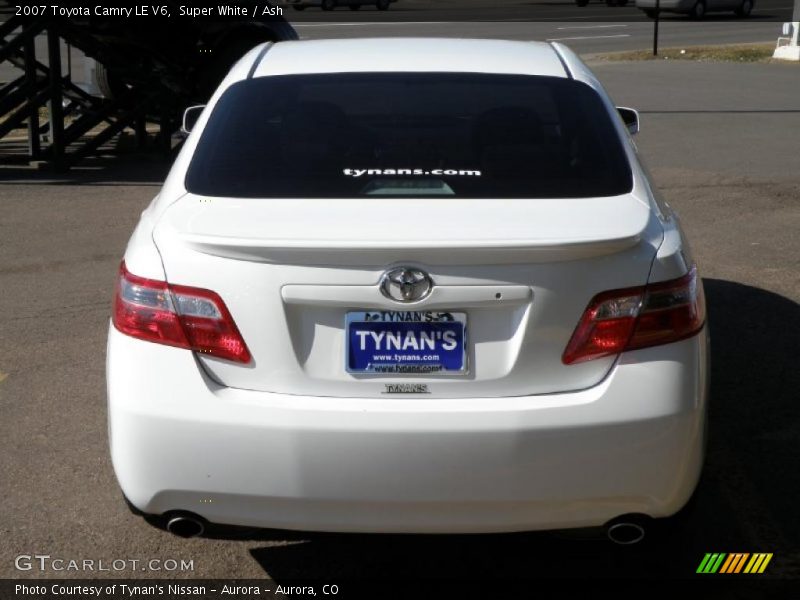 Super White / Ash 2007 Toyota Camry LE V6