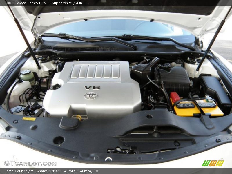 Super White / Ash 2007 Toyota Camry LE V6