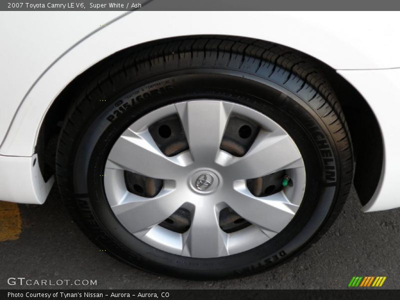 Super White / Ash 2007 Toyota Camry LE V6
