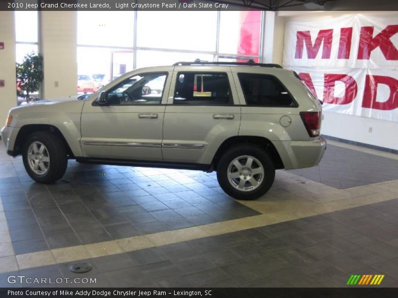 Light Graystone Pearl / Dark Slate Gray 2010 Jeep Grand Cherokee Laredo