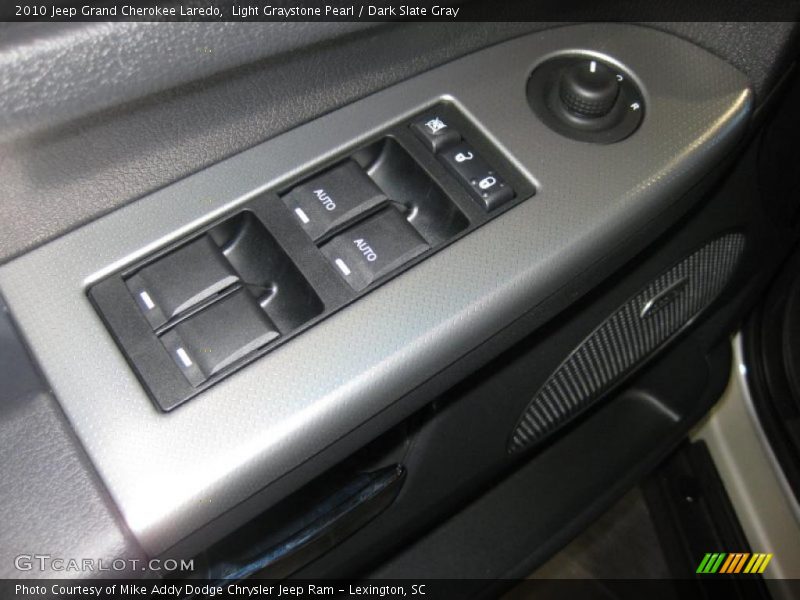 Light Graystone Pearl / Dark Slate Gray 2010 Jeep Grand Cherokee Laredo