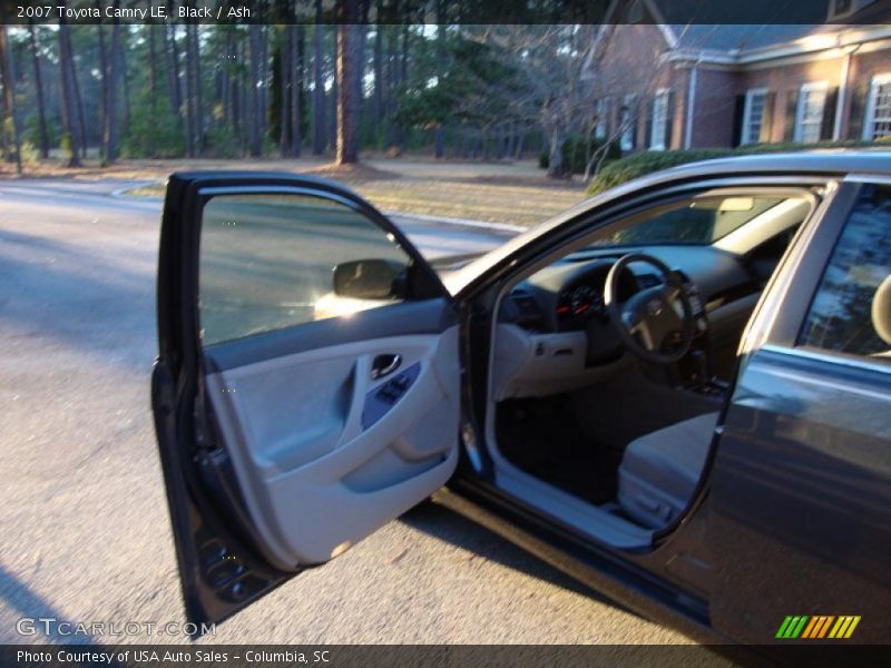 Black / Ash 2007 Toyota Camry LE