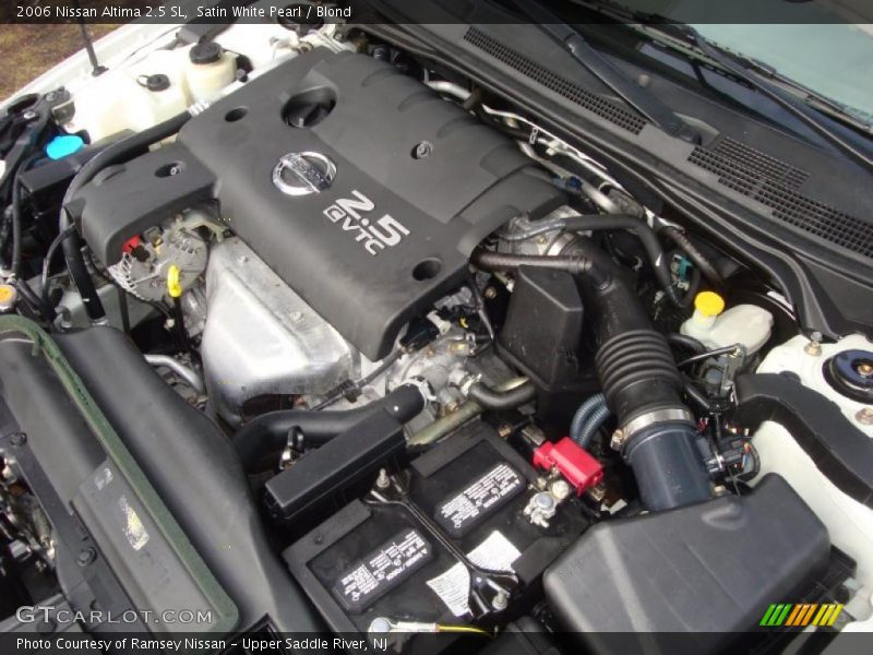 Satin White Pearl / Blond 2006 Nissan Altima 2.5 SL
