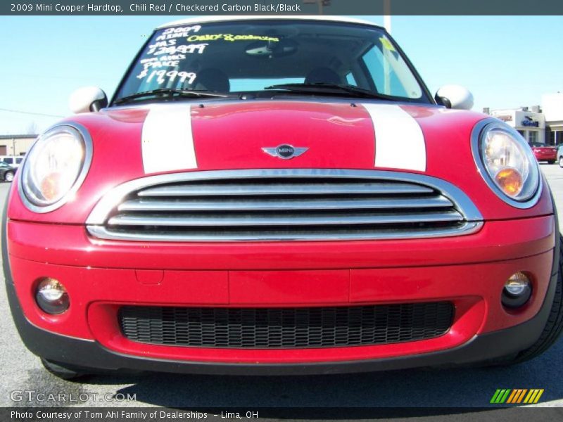 Chili Red / Checkered Carbon Black/Black 2009 Mini Cooper Hardtop