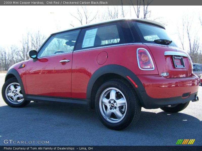 Chili Red / Checkered Carbon Black/Black 2009 Mini Cooper Hardtop