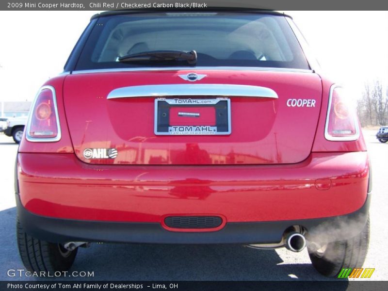 Chili Red / Checkered Carbon Black/Black 2009 Mini Cooper Hardtop