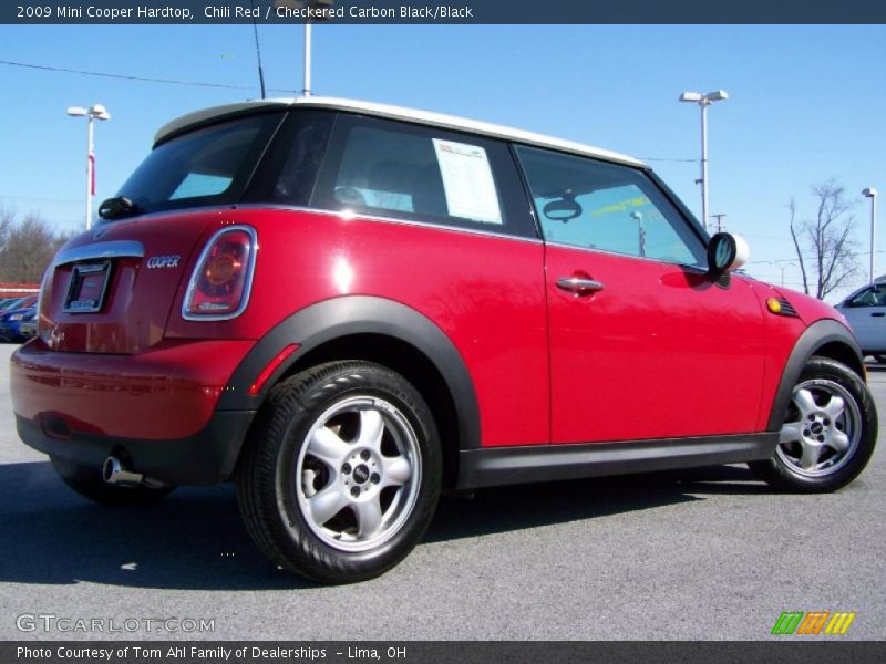 Chili Red / Checkered Carbon Black/Black 2009 Mini Cooper Hardtop