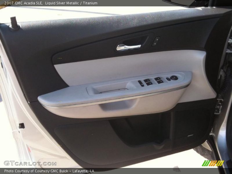 Liquid Silver Metallic / Titanium 2007 GMC Acadia SLE