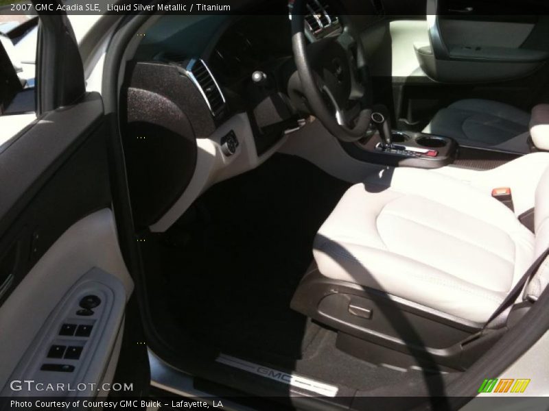 Liquid Silver Metallic / Titanium 2007 GMC Acadia SLE