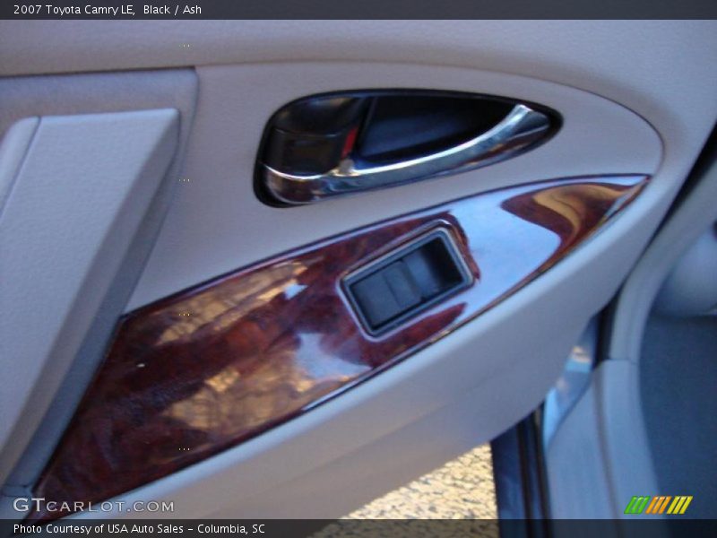 Black / Ash 2007 Toyota Camry LE