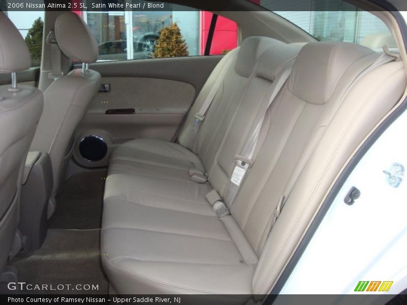 Satin White Pearl / Blond 2006 Nissan Altima 2.5 SL