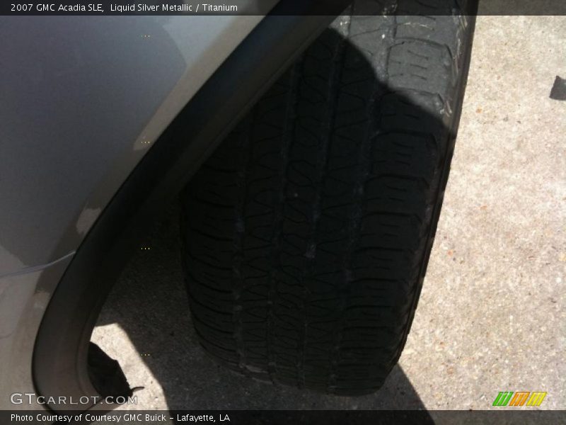Liquid Silver Metallic / Titanium 2007 GMC Acadia SLE
