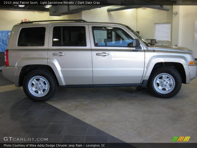 Light Sandstone Metallic / Dark Slate Gray 2010 Jeep Patriot Sport