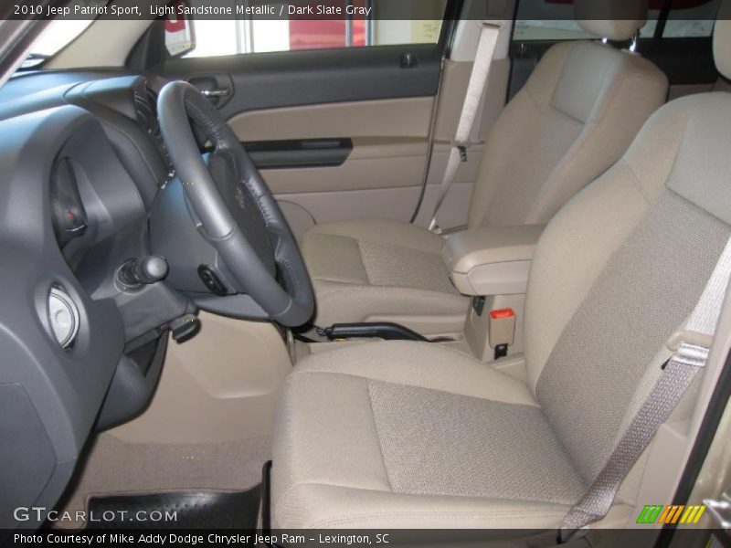 Light Sandstone Metallic / Dark Slate Gray 2010 Jeep Patriot Sport