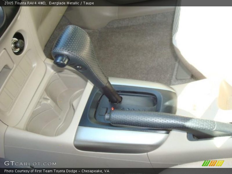 Everglade Metallic / Taupe 2005 Toyota RAV4 4WD