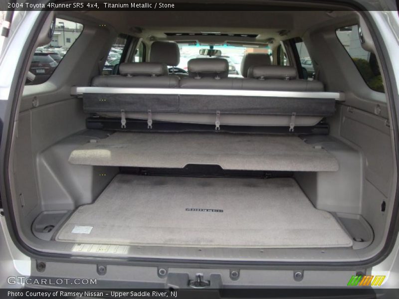Titanium Metallic / Stone 2004 Toyota 4Runner SR5 4x4
